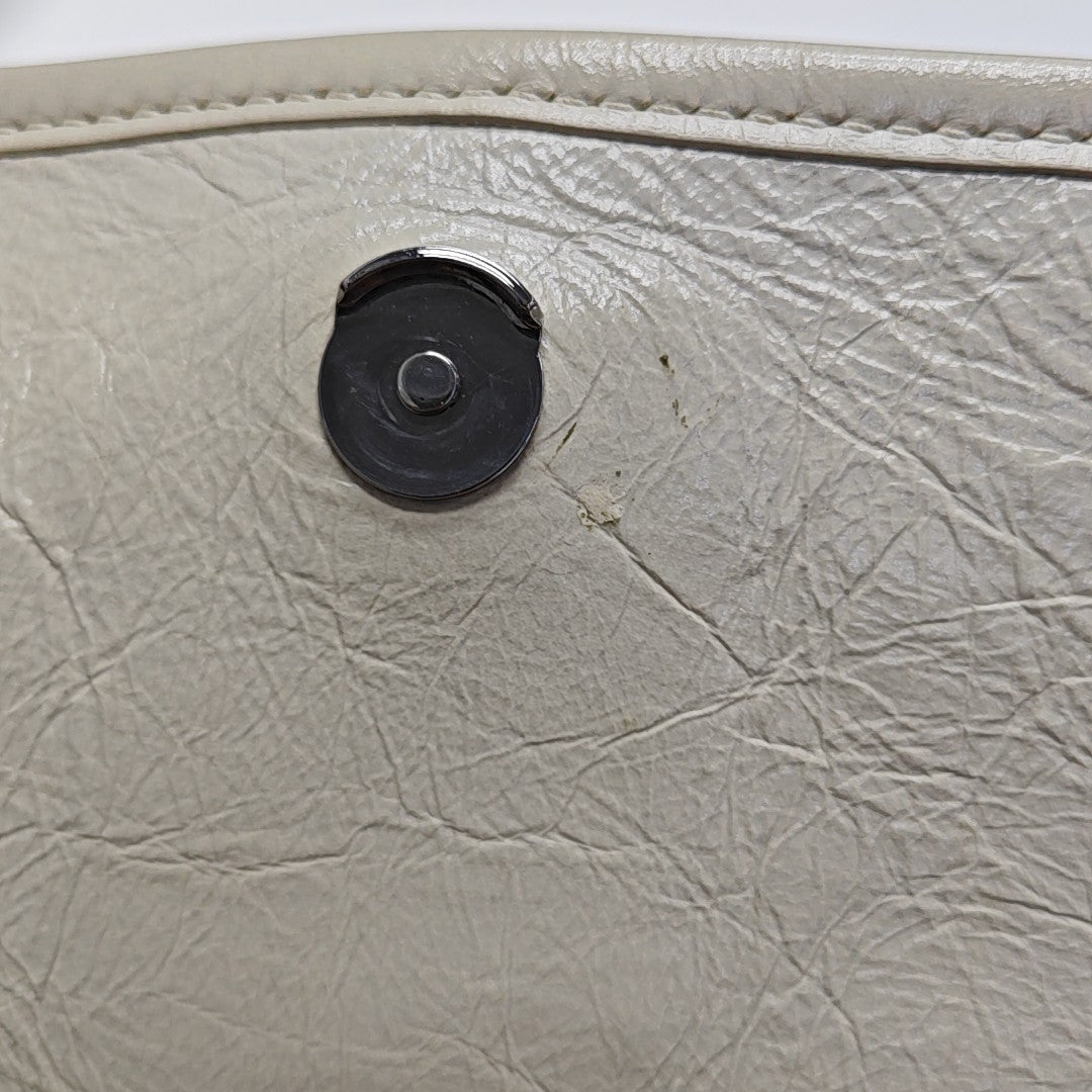 NIKI Small Chevron Calfskin White