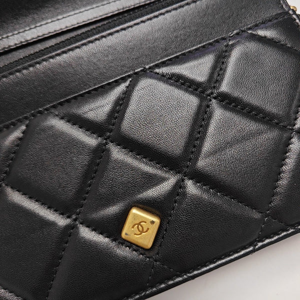 Quilted Lambskin Shoulder Bag Black