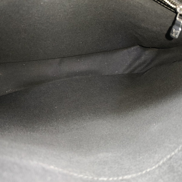 VIKTOR Calfskin Black