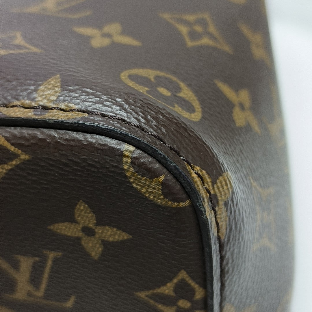 NÉONOÉ MM Monogram Coated Canvas Brown