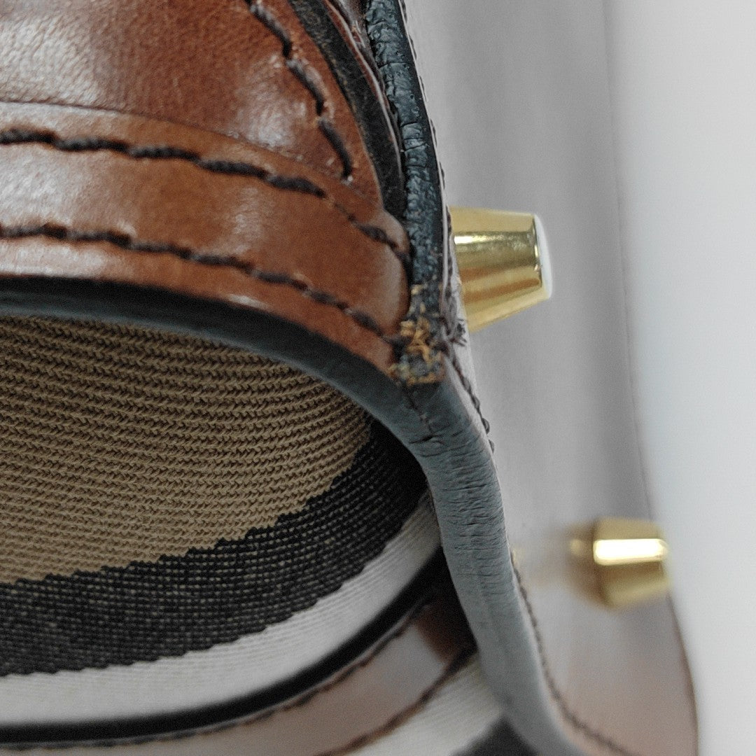 Gosford Canvas Brown