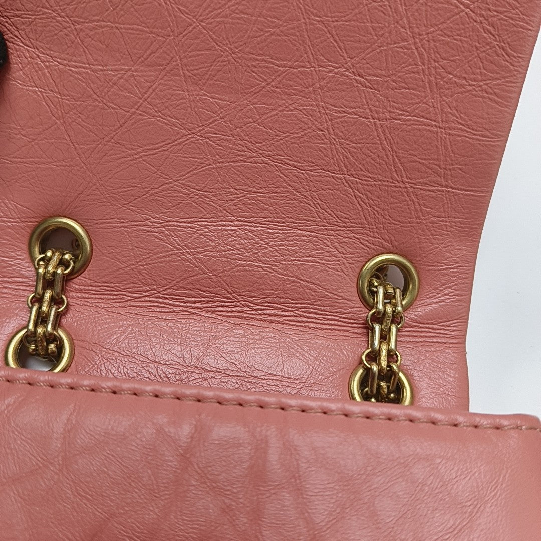Authenticated pre-owned  2.55 Quilted Calfskin Pink - Shoulder Bag at Looply