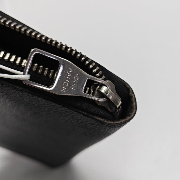 ZIPPY Damier Graphite Coated Canvas Gray Wallet