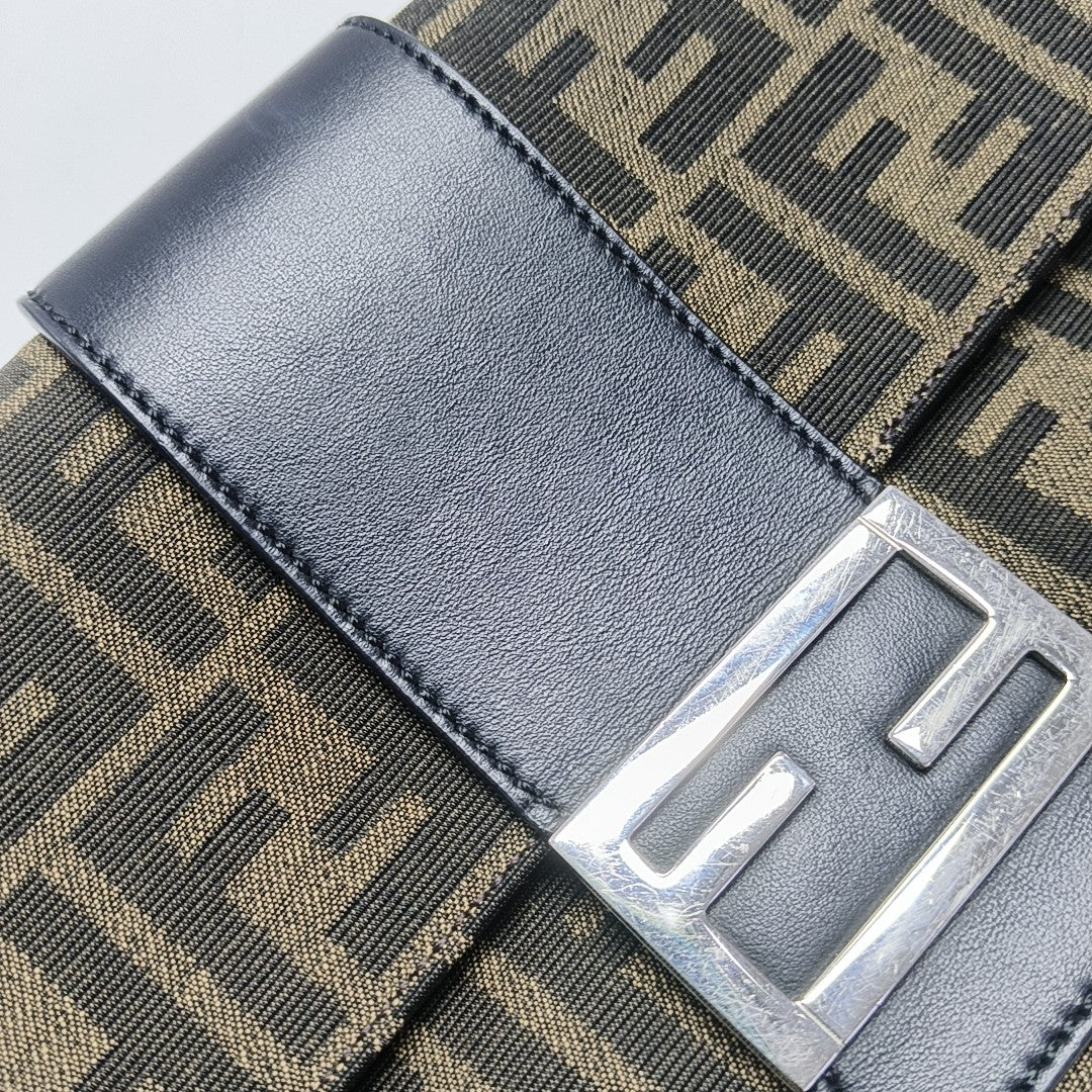 Baguette Medium Fabric Brown