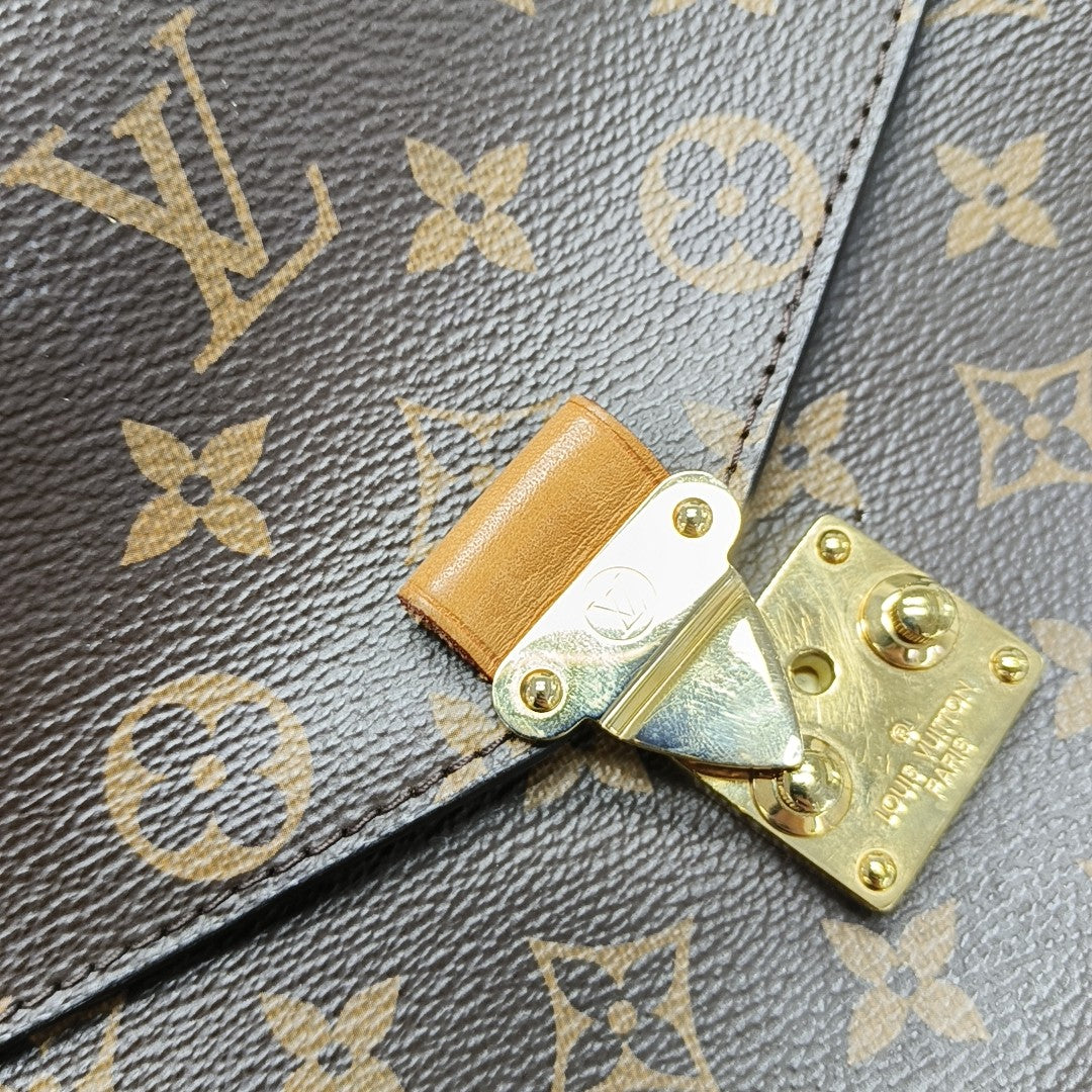 MÉTIS MM Monogram Coated Canvas Brown