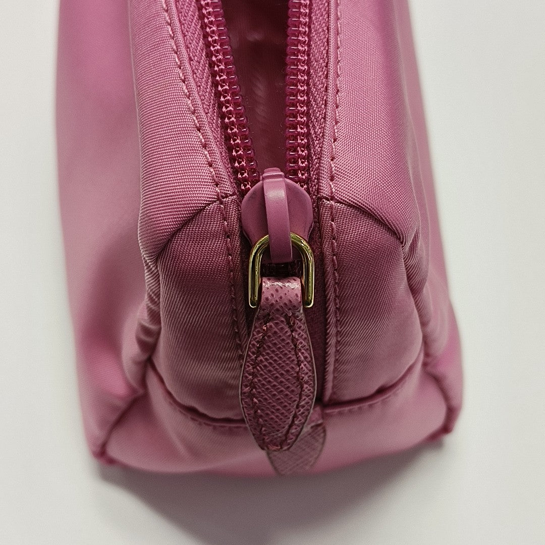 Nylon Clutch Pink