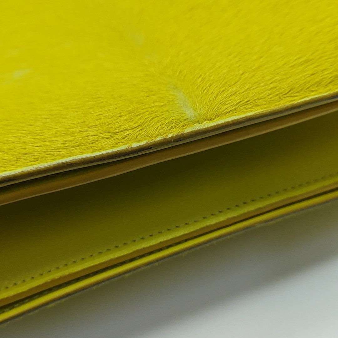 CLASSIC BOX Medium Fur Yellow
