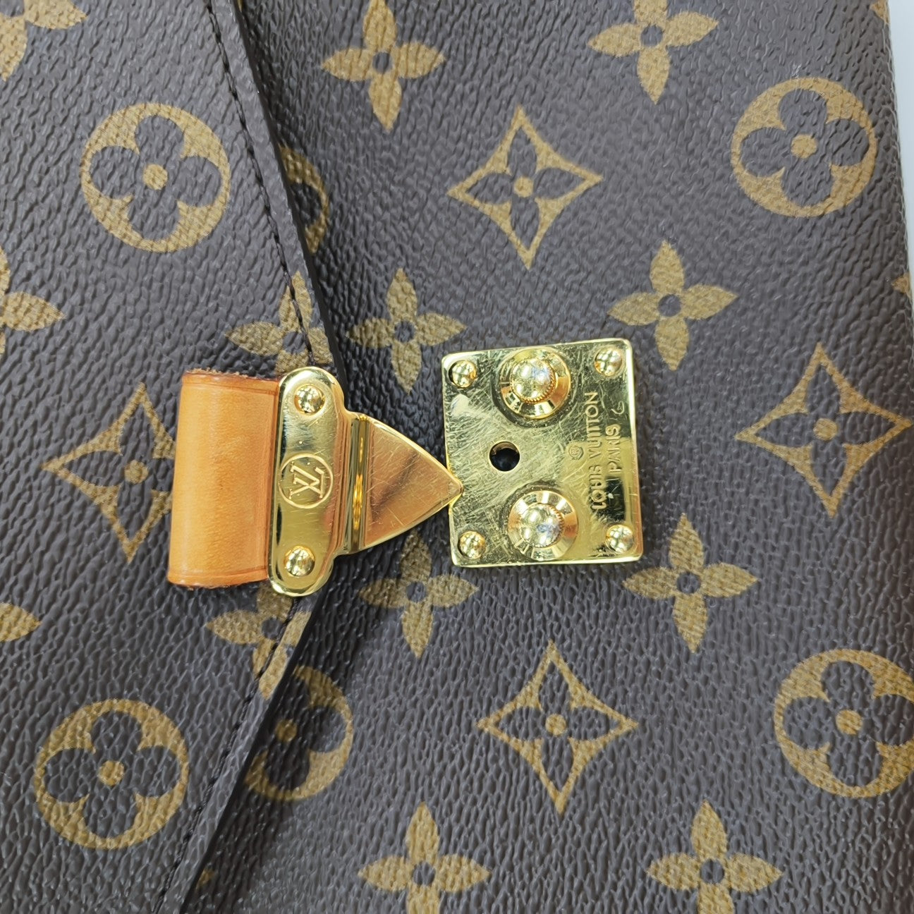 MÉTIS MM Monogram Coated Canvas Brown
