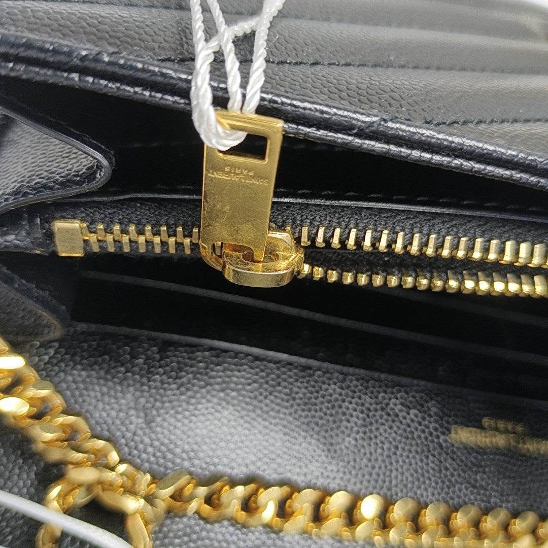 MONOGRAM Medium Chevron Calfskin Black