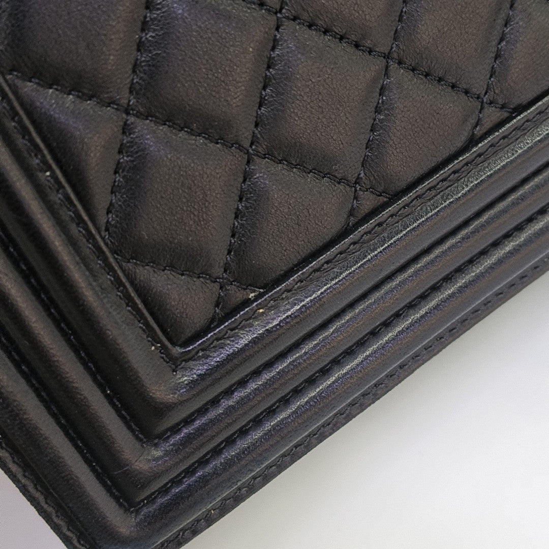 BOY CHANEL Maxi Quilted Lambskin Black