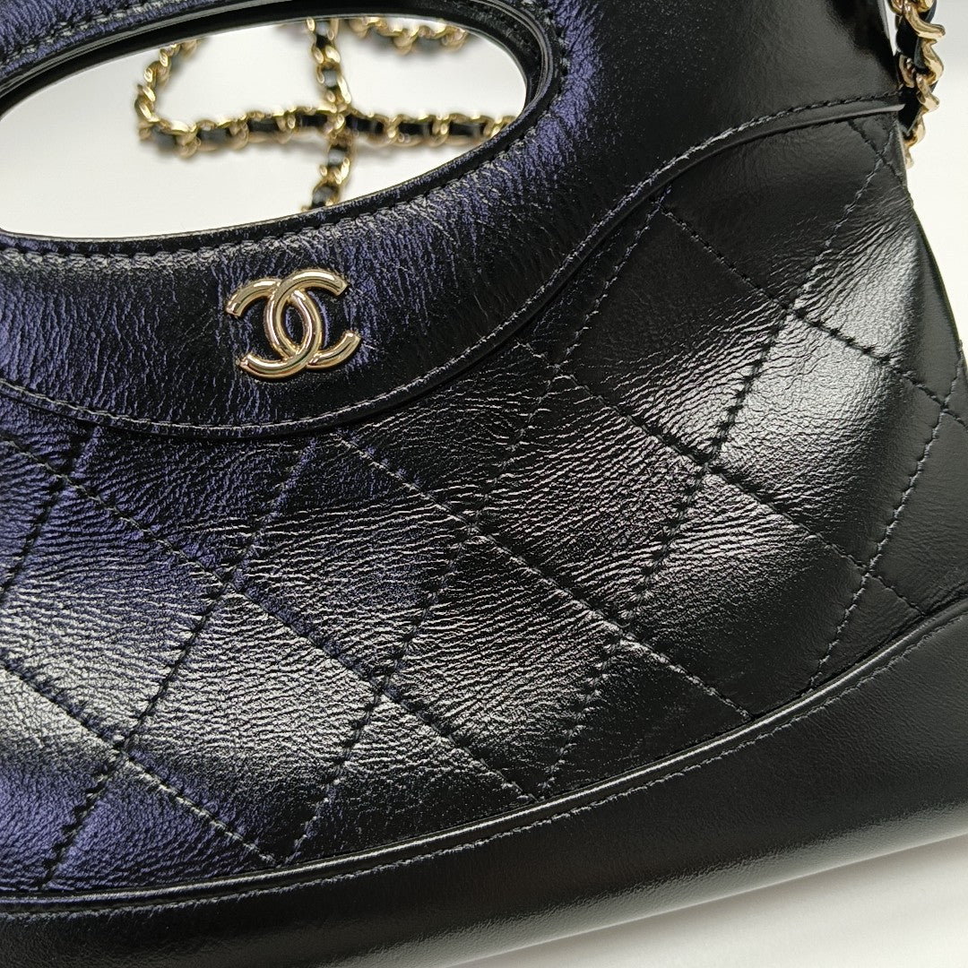CHANEL 31 Nano Quilted Calfskin Black