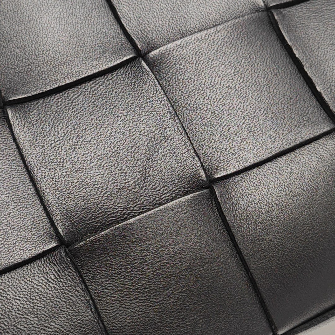 Cassette Medium Lambskin Black