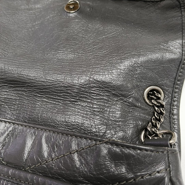 NIKI Small Chevron Calfskin Gray