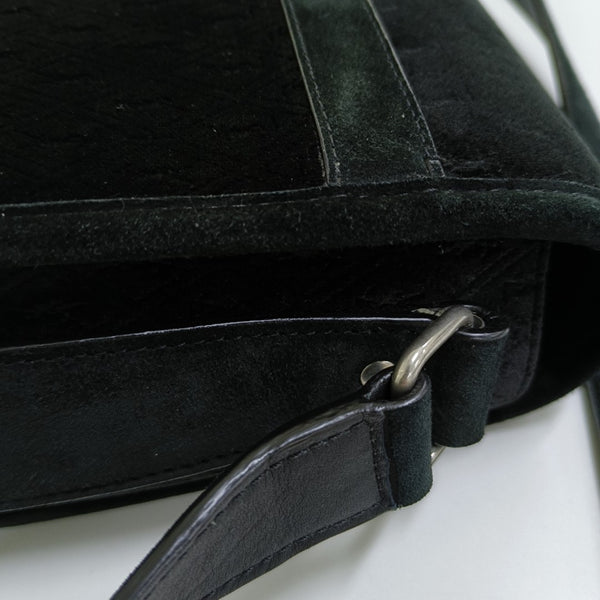 Suede Medium Black