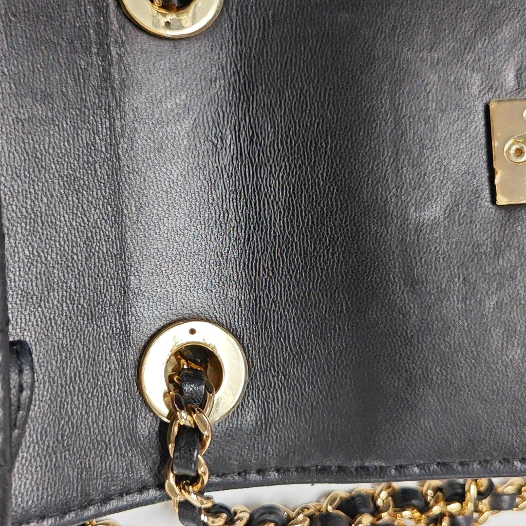 Authenticated pre-owned  TRENDY CC Quilted Lambskin Black - Shoulder Bag at Looply