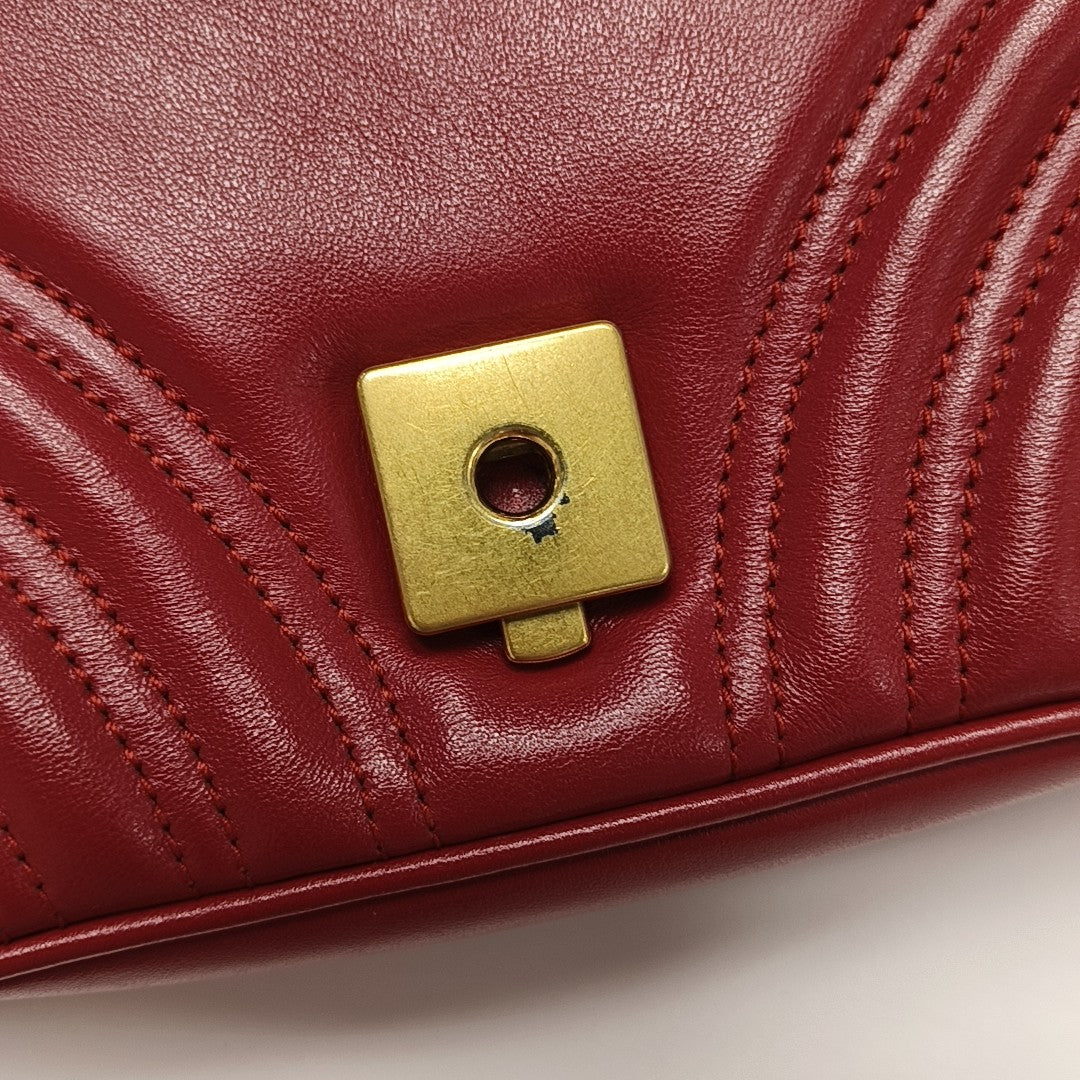 GG Marmont Small Quilted Calfskin Red