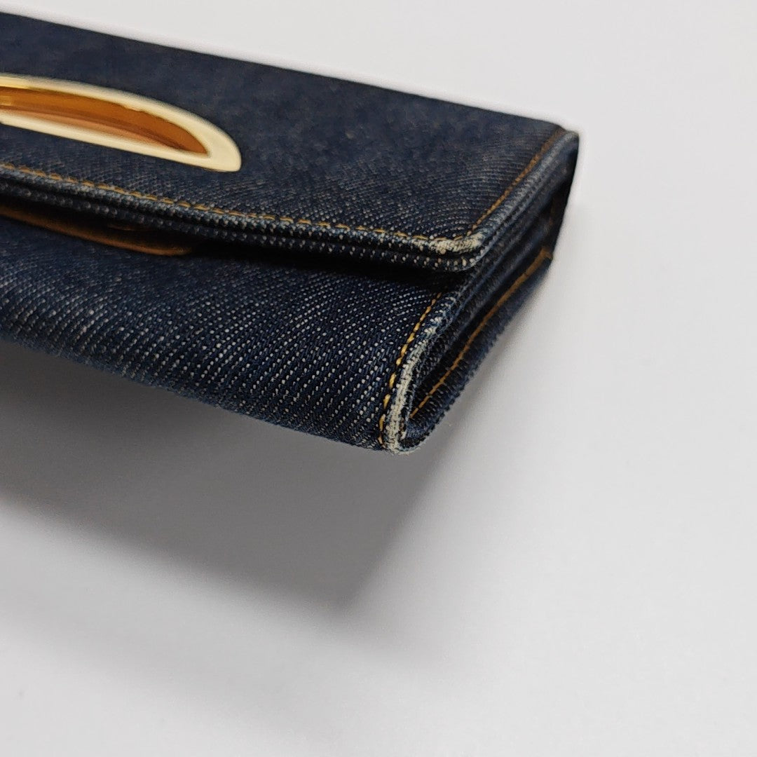 Canvas Blue