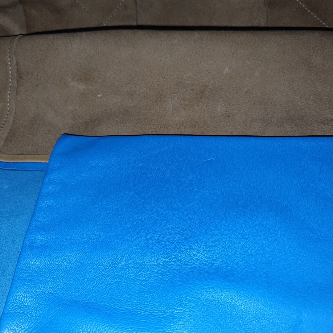 VERTICAL CABAS Medium Calfskin Blue