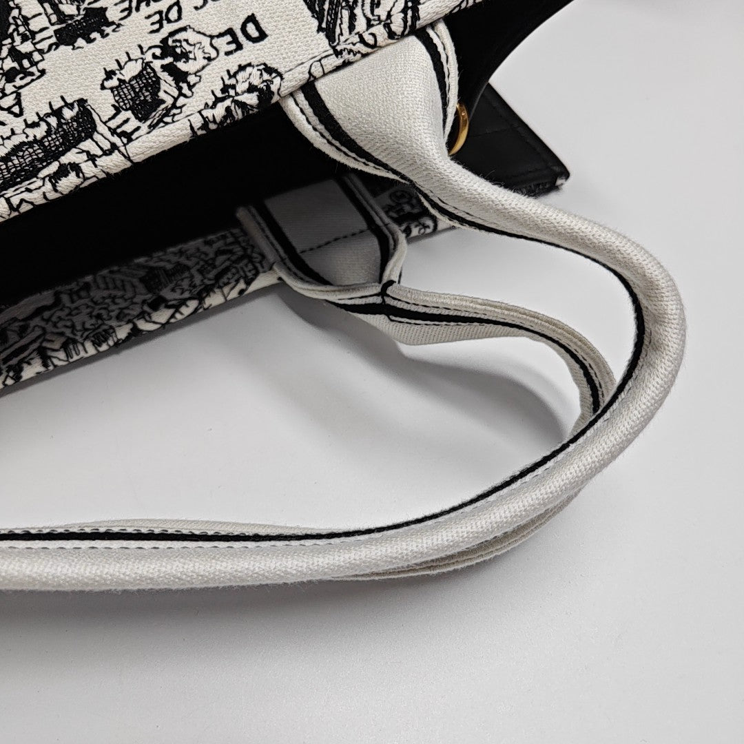 Book Tote Medium Canvas White