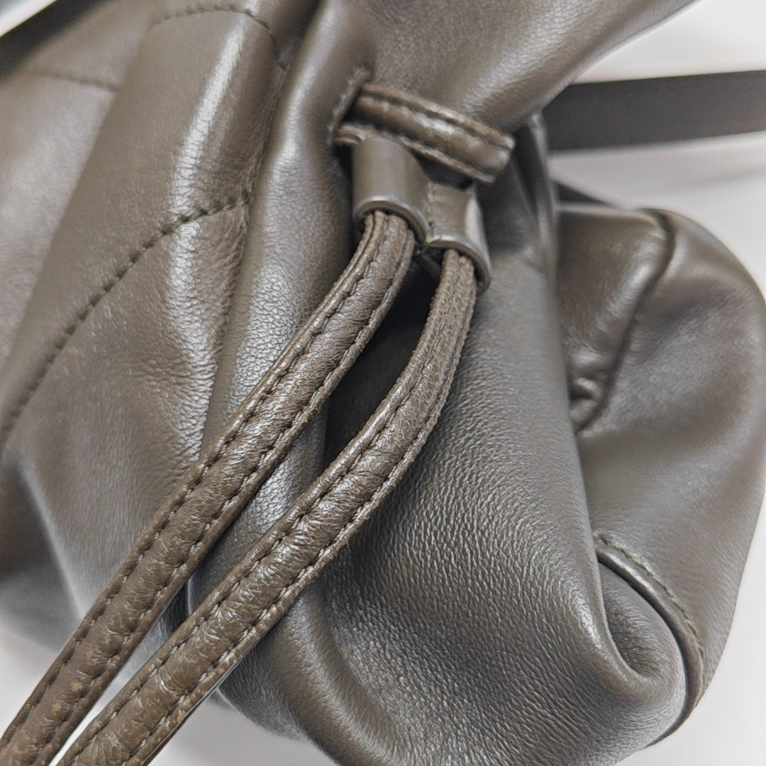 JAMIE SHOPPING Medium Quilted Lambskin Gray