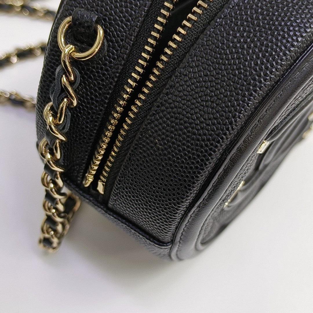 Authenticated pre-owned  FILIGREE Quilted Grained Calfskin Black - Crossbody Bag at Looply