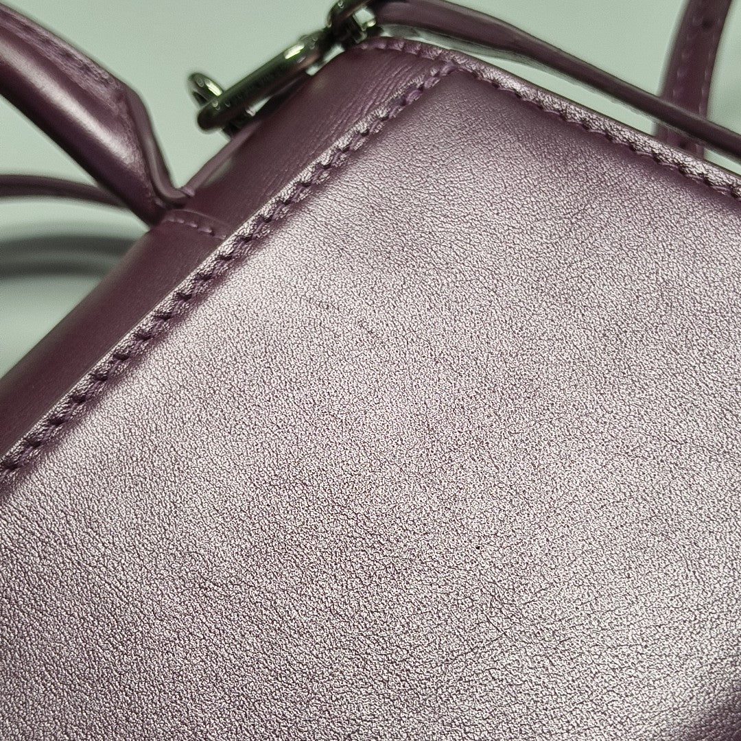 Hourglass XS Calfskin Pink