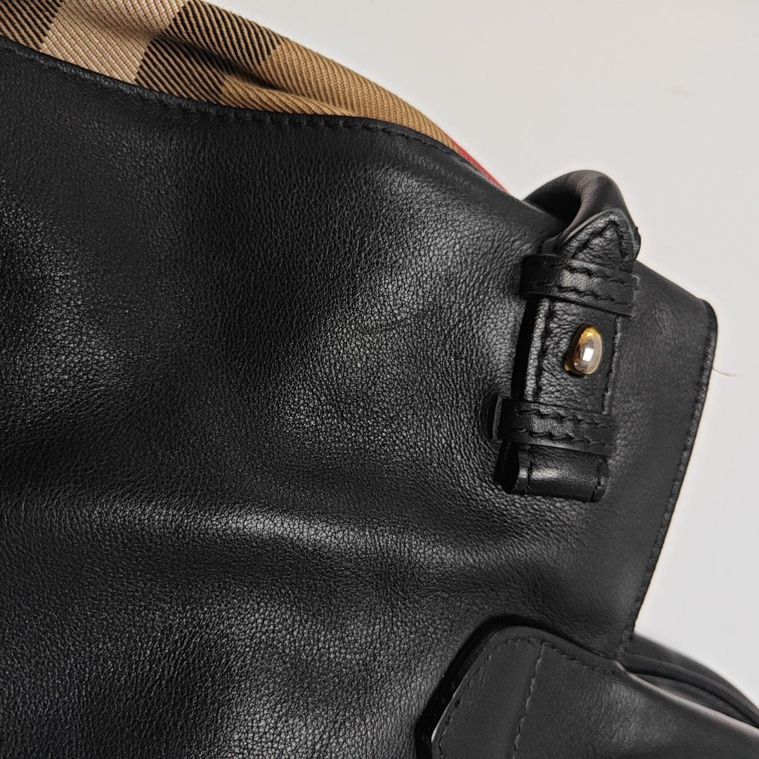 The Banner Medium Calfskin Black