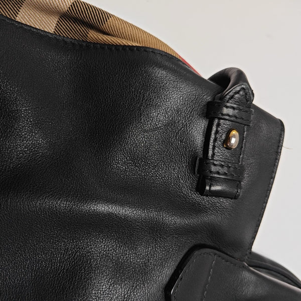 The Banner Medium Calfskin Black