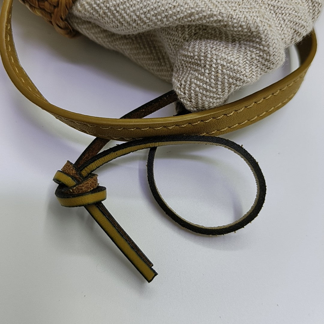 Straw Bucket Bag Yellow