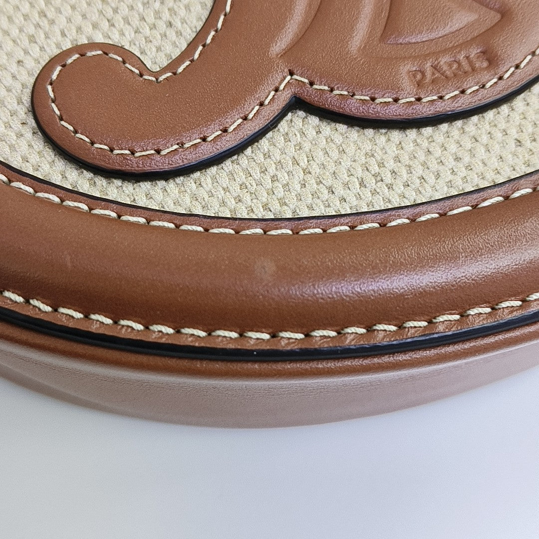 TRIOMPHE Mini Calfskin Beige