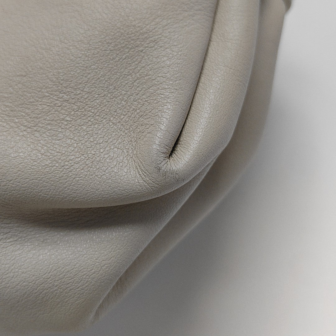 The Pouch Mini Calfskin White