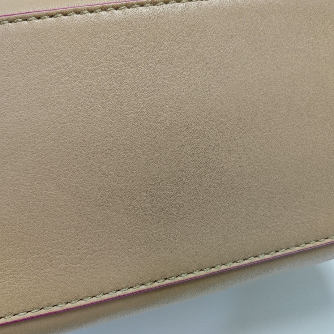 Authenticated pre-owned  3Jours Calfskin Brown - Shoulder Bag at Looply