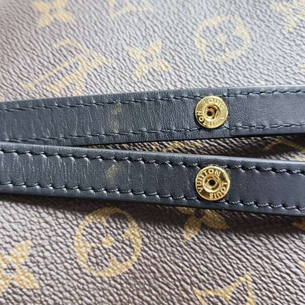 NÉONOÉ MM Monogram Coated Canvas Brown