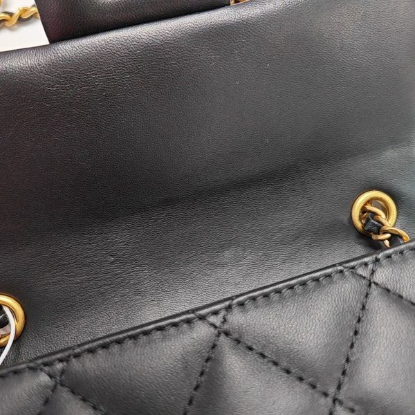 CLASSIC FLAP Small Quilted Lambskin Black