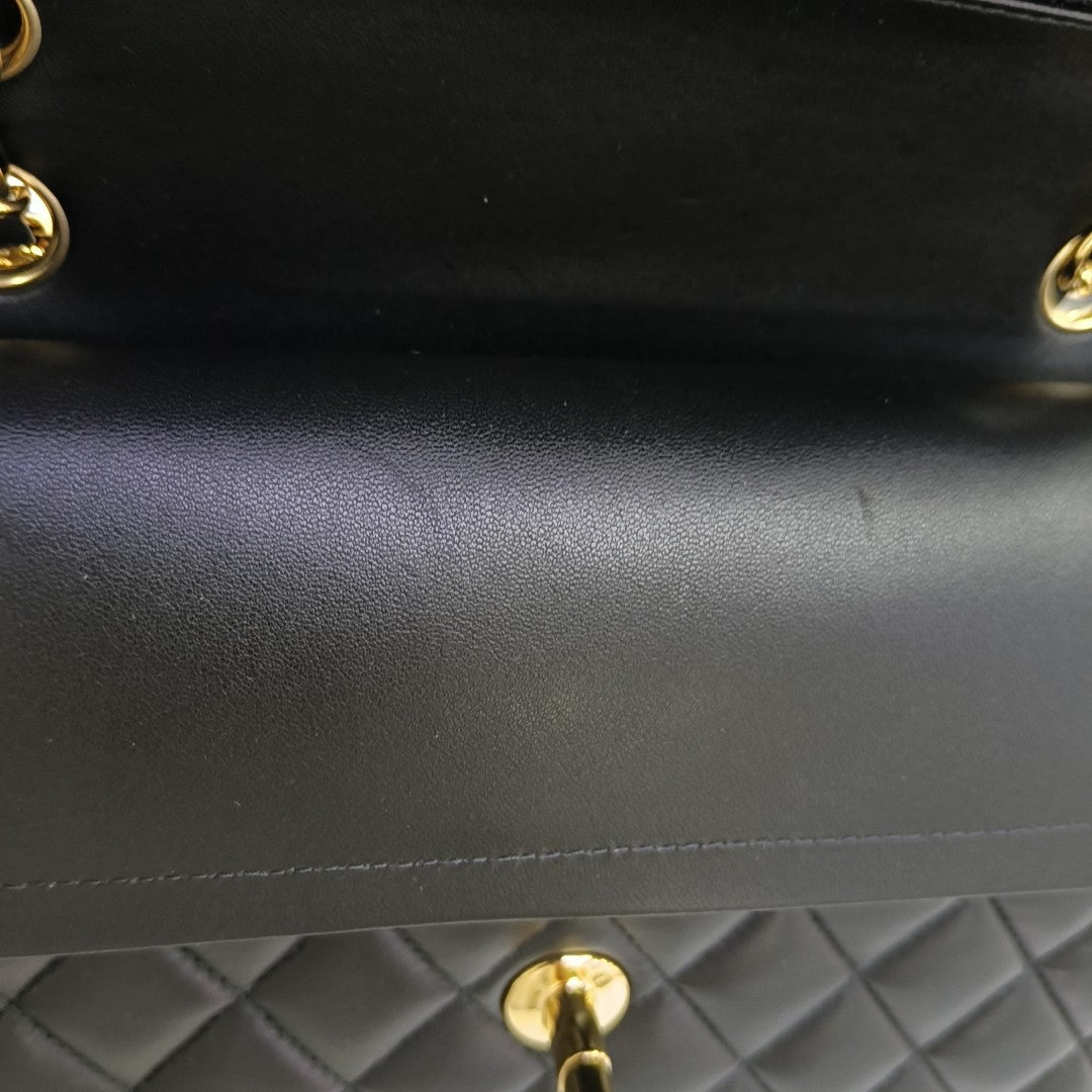 CLASSIC FLAP Small Quilted Lambskin Black