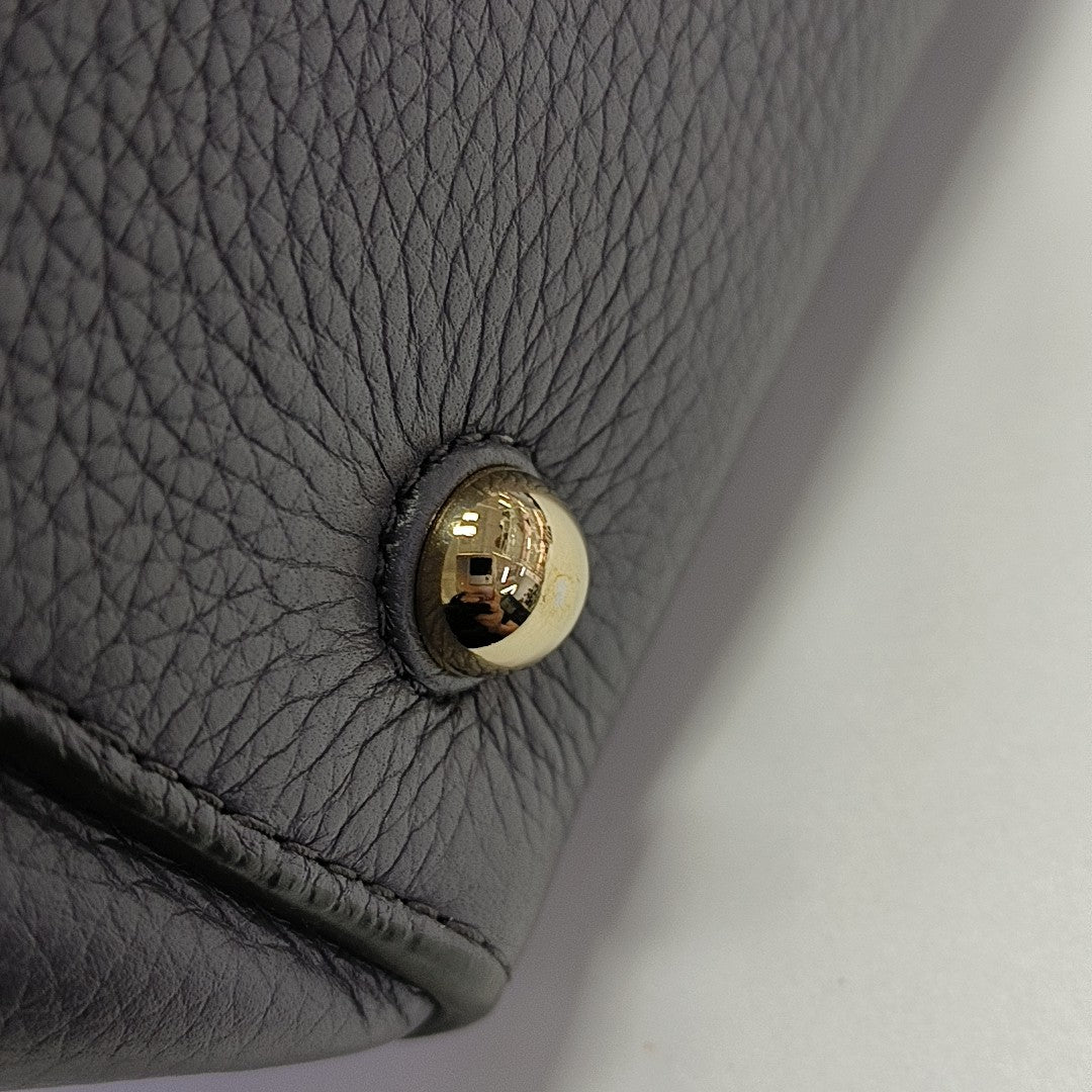 Bar Calfskin Gray