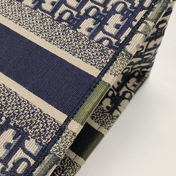 Book Tote Medium Oblique Canvas Blue