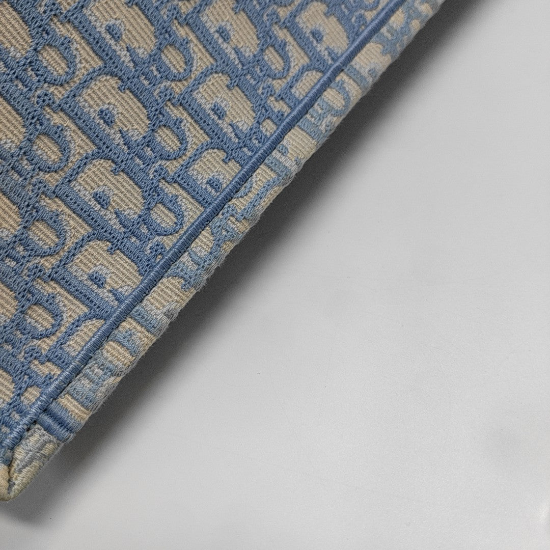 Book Tote Medium Oblique Canvas Blue