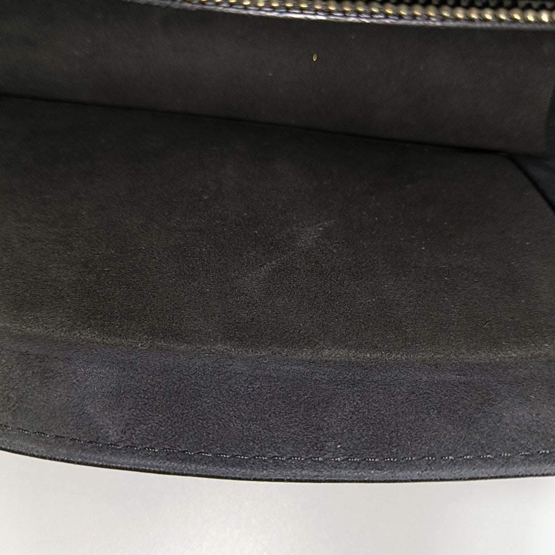 Diorama Medium Cannage Calfskin Black