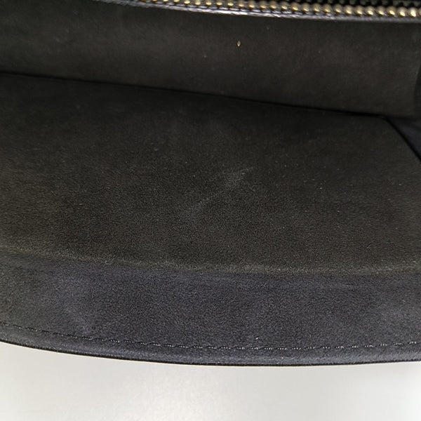 Diorama Medium Cannage Calfskin Black
