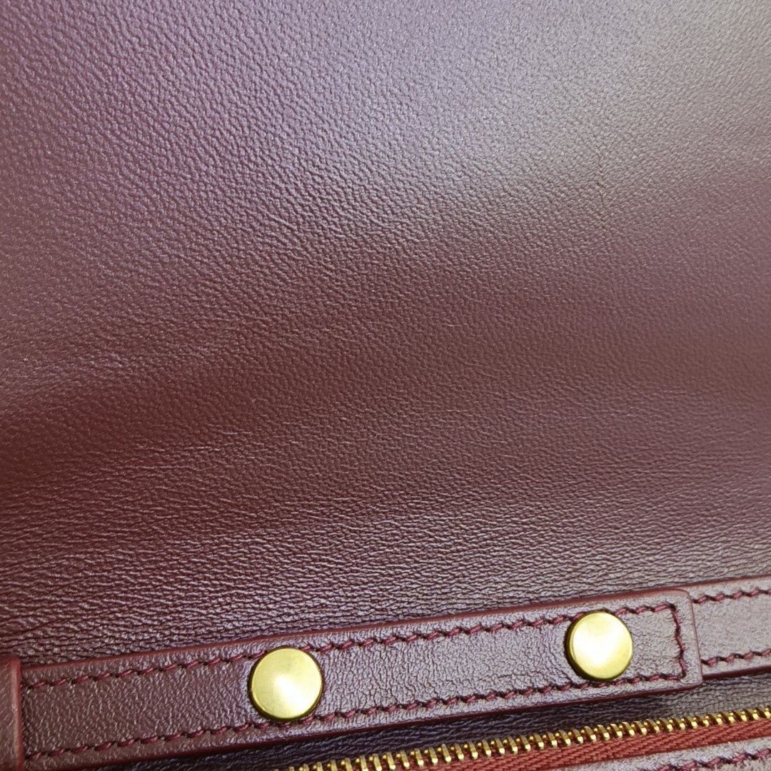 B. Calfskin Red