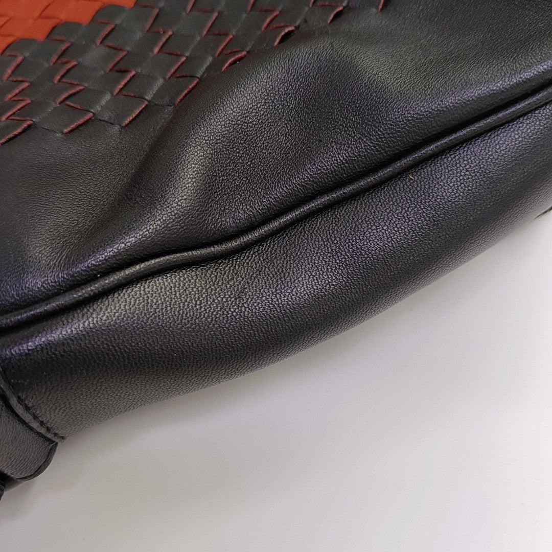 Calfskin Shoulder Bag Black
