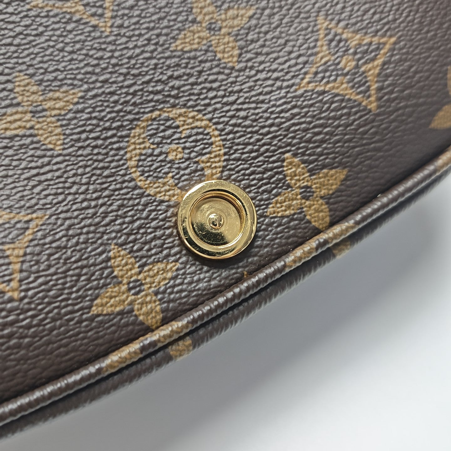 SAUMUR BB Monogram Coated Canvas Brown