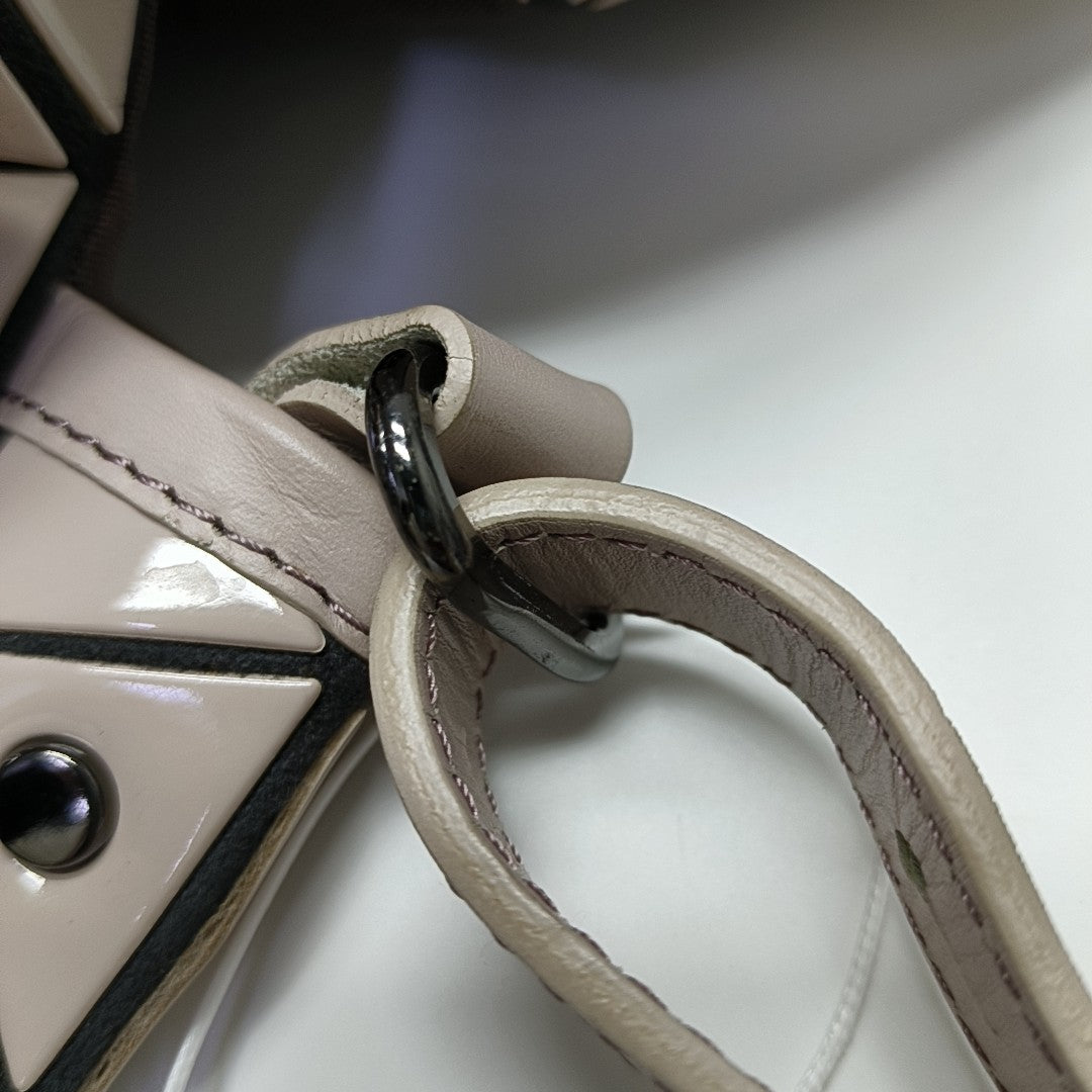 Special Material Shoulder Bag Pink