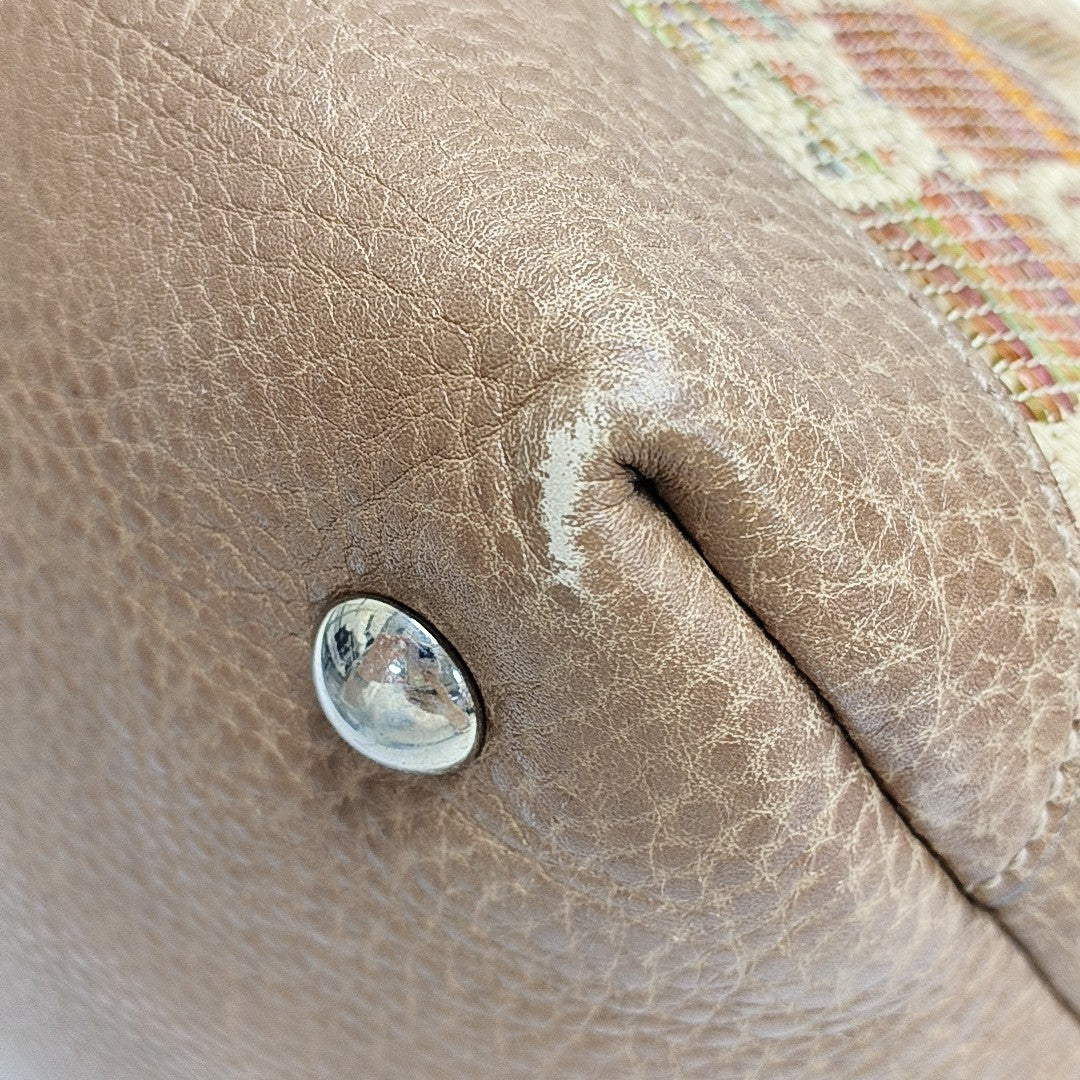 Straw Brown