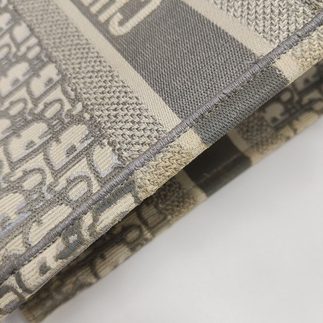 Book Tote Medium Oblique Canvas Gray