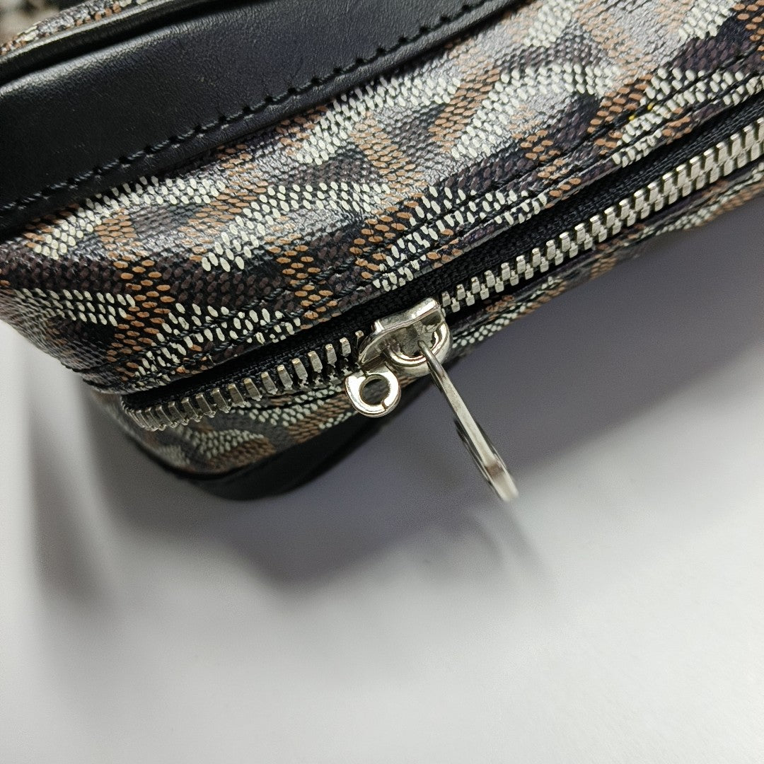 Coated Canvas Black