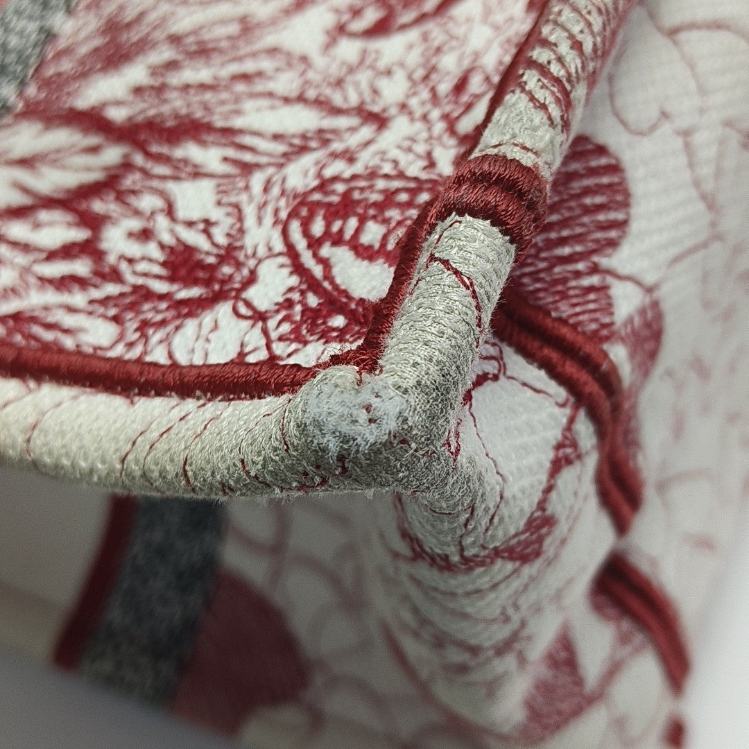 Book Tote Medium Fabric Red