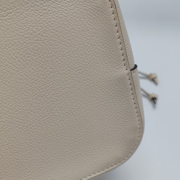 LOCKME Calfskin Beige