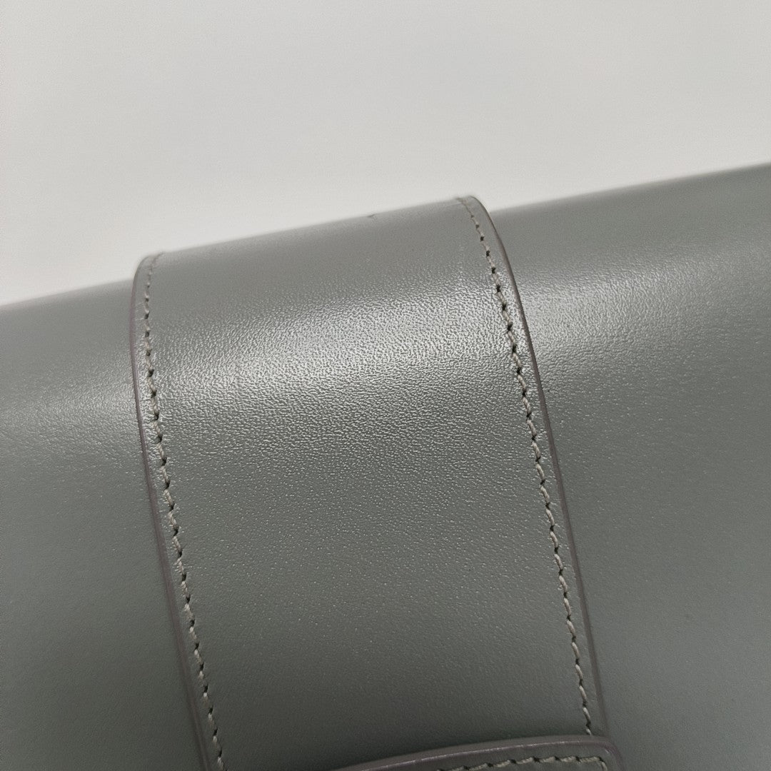 30 Montaigne Calfskin Gray